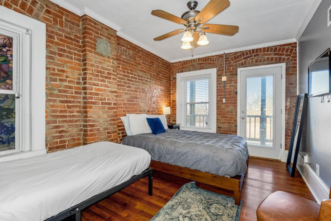 Villa Entire Loft Downtown With Free Parking Kansas City Exterior foto