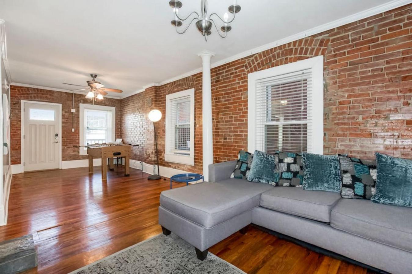 Villa Entire Loft Downtown With Free Parking Kansas City Exterior foto